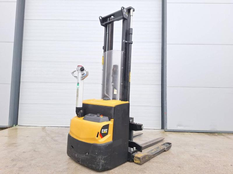 Caterpillar NSP16N2S - Стакер: снимка 5 Caterpillar NSP16N2S - Стакер: снимка 5