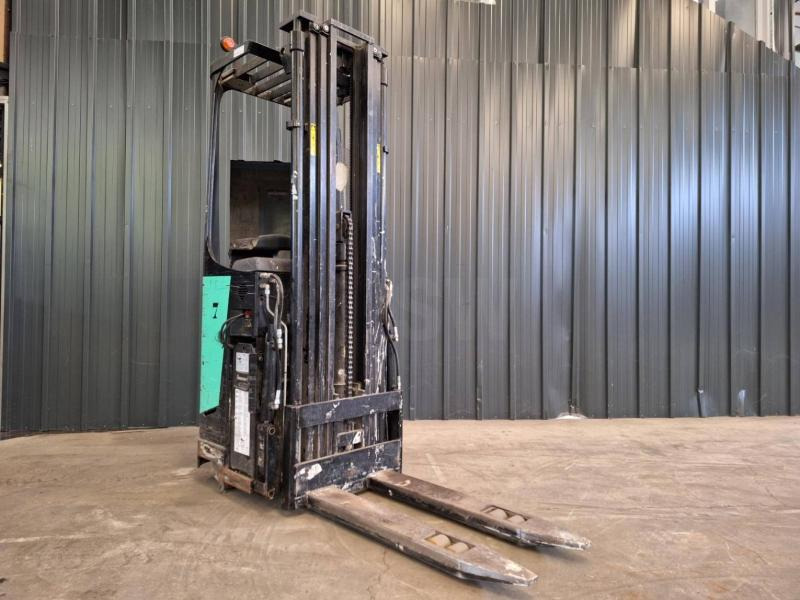Caterpillar NSR16N - Стакер: снимка 2 Caterpillar NSR16N - Стакер: снимка 2