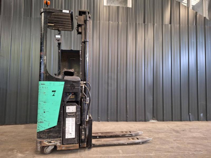 Caterpillar NSR16N - Стакер: снимка 3 Caterpillar NSR16N - Стакер: снимка 3