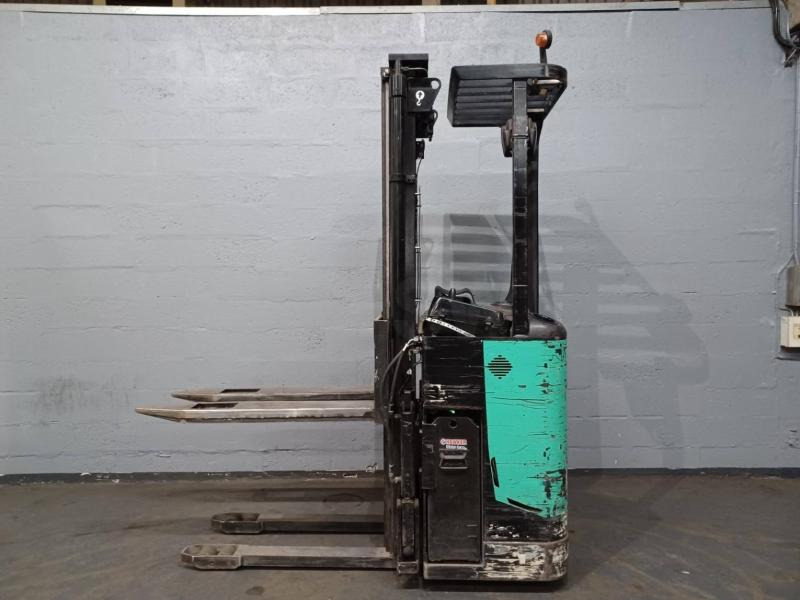 Caterpillar NSR16N - Стакер: снимка 3 Caterpillar NSR16N - Стакер: снимка 3