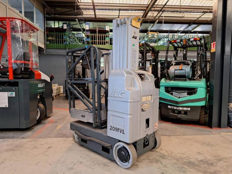 JLG 20MVL - Вертикална работна платформа: снимка 1 JLG 20MVL - Вертикална работна платформа: снимка 1