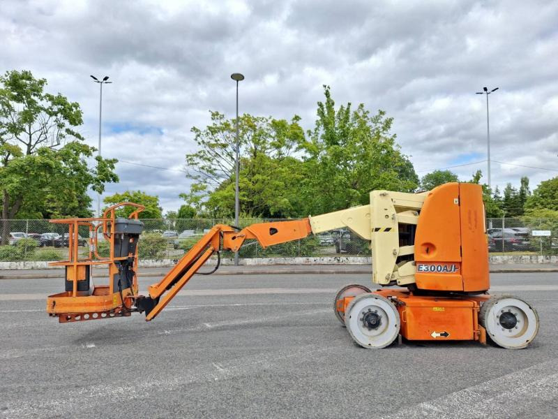 JLG E300AJP - Артикулираща платформа: снимка 3 JLG E300AJP - Артикулираща платформа: снимка 3