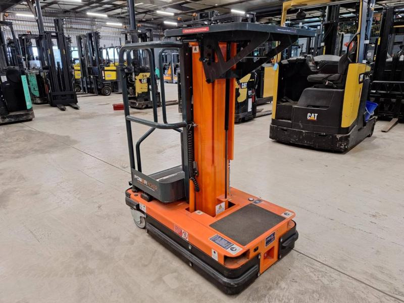 JLG POWER PICKER - Вертикална работна платформа: снимка 4 JLG POWER PICKER - Вертикална работна платформа: снимка 4