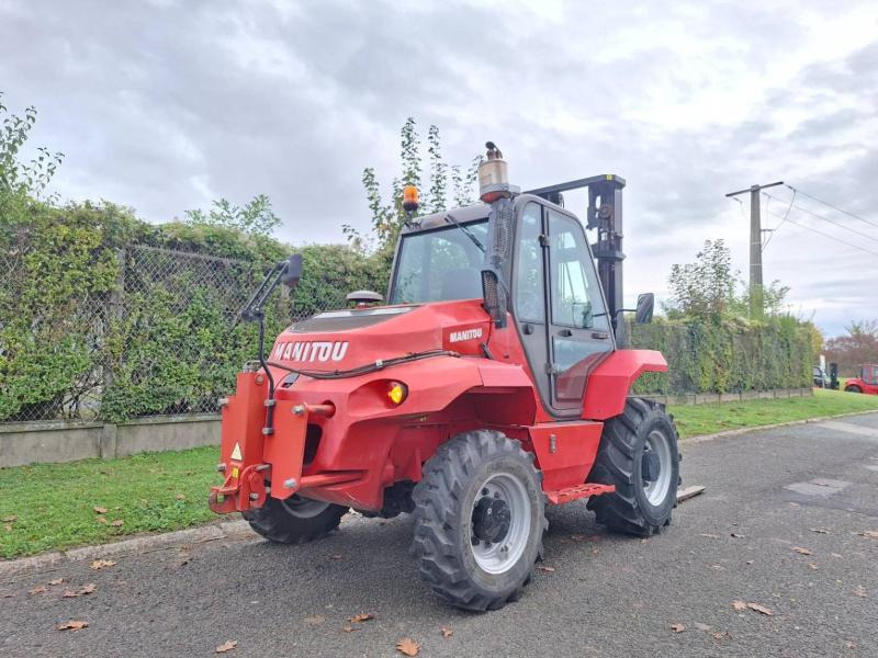 Manitou M26-4 T3B - Мотокар с висока проходимост: снимка 5 Manitou M26-4 T3B - Мотокар с висока проходимост: снимка 5