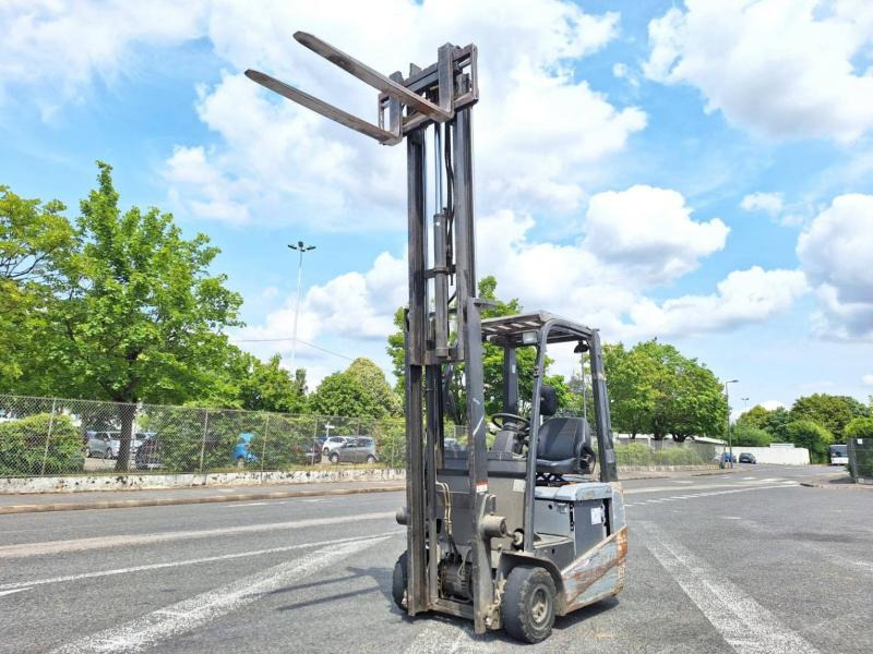 Nissan S1N1L130 - Електрокар: снимка 4 Nissan S1N1L130 - Електрокар: снимка 4