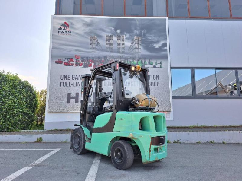Yale GLP30VX - Газокар: снимка 4 Yale GLP30VX - Газокар: снимка 4