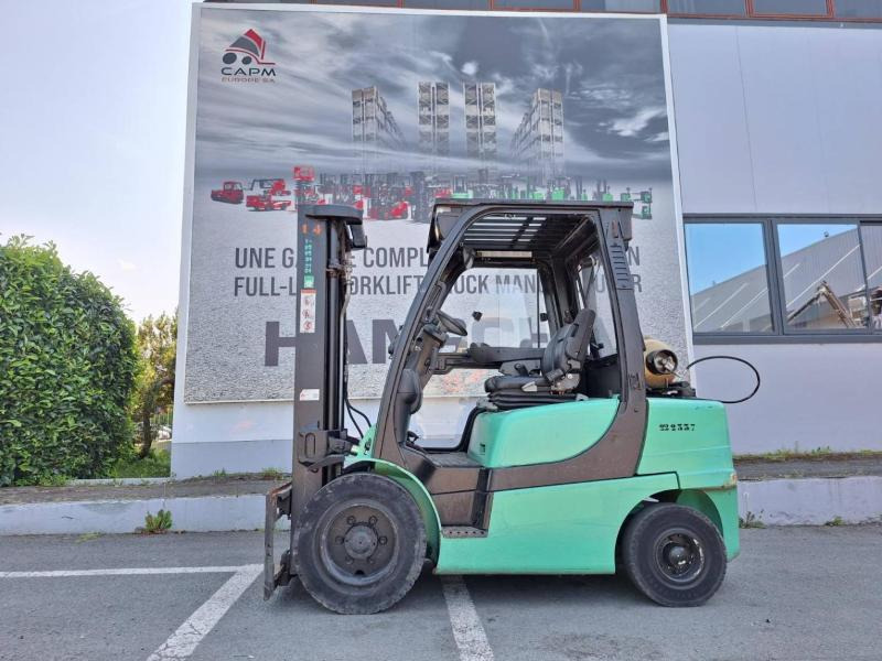 Yale GLP30VX - Газокар: снимка 3 Yale GLP30VX - Газокар: снимка 3