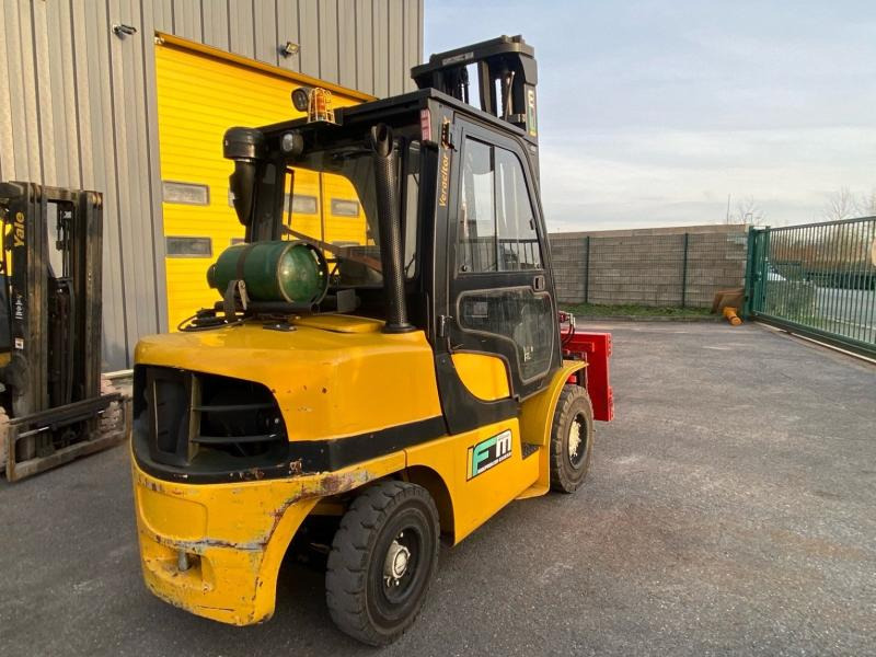 Yale GLP40VX-6 - Газокар: снимка 3 Yale GLP40VX-6 - Газокар: снимка 3