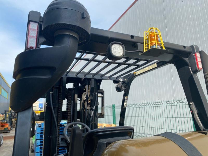 Yale GLP40VX - Газокар: снимка 5 Yale GLP40VX - Газокар: снимка 5
