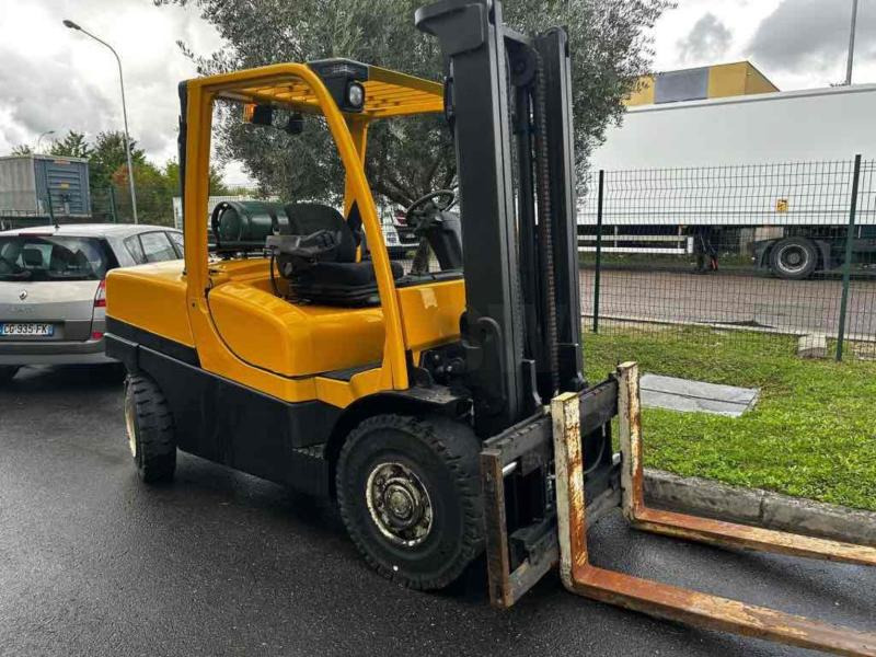 Yale GLP55VX - Газокар: снимка 2 Yale GLP55VX - Газокар: снимка 2