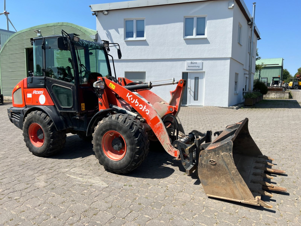 Kubota R 085, Bj 19, 1950 BH, SWE, Schaufel, Gabel - Колесен товарач: снимка 2 Kubota R 085, Bj 19, 1950 BH, SWE, Schaufel, Gabel - Колесен товарач: снимка 2
