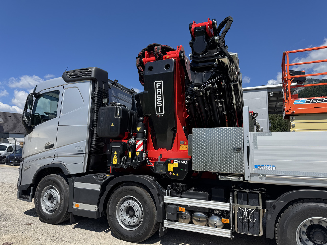 VOLVO Hiab Palfinger Fassi F1450-8 JIB-6 - Камион с кран: снимка 3 VOLVO Hiab Palfinger Fassi F1450-8 JIB-6 - Камион с кран: снимка 3