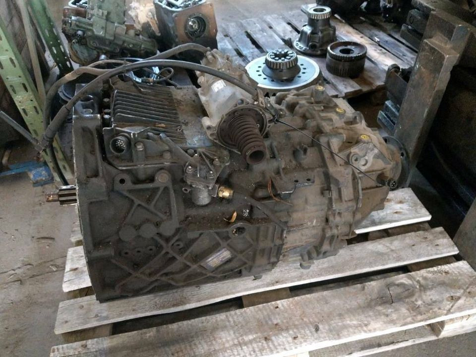 MAN Getriebe 12 AS 2130 TD - Скоростна кутия за Камион: снимка 1 MAN Getriebe 12 AS 2130 TD - Скоростна кутия за Камион: снимка 1
