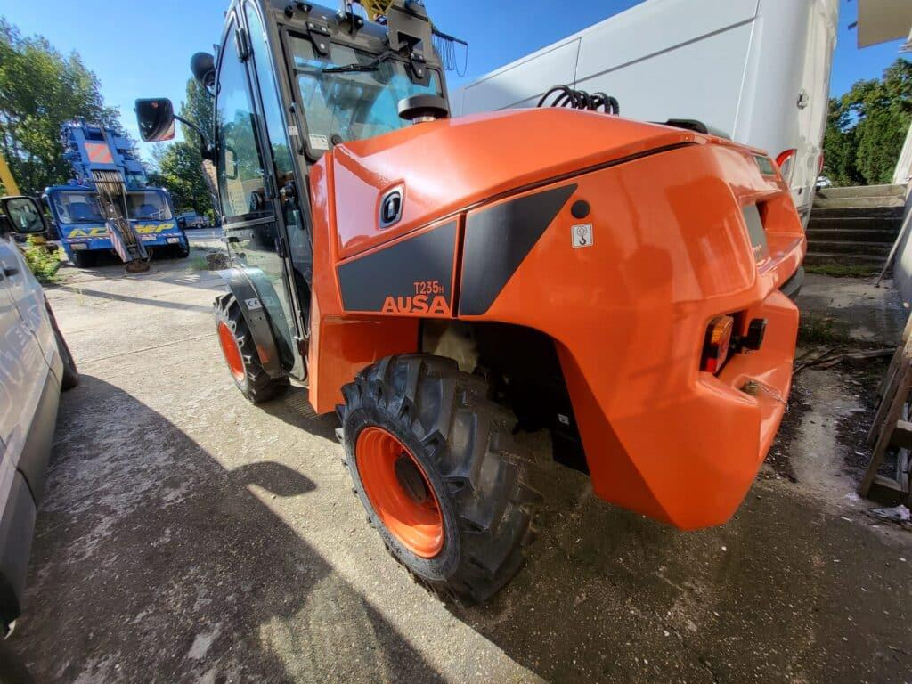 Ausa T235H - Телескопичен товарач: снимка 3 Ausa T235H - Телескопичен товарач: снимка 3