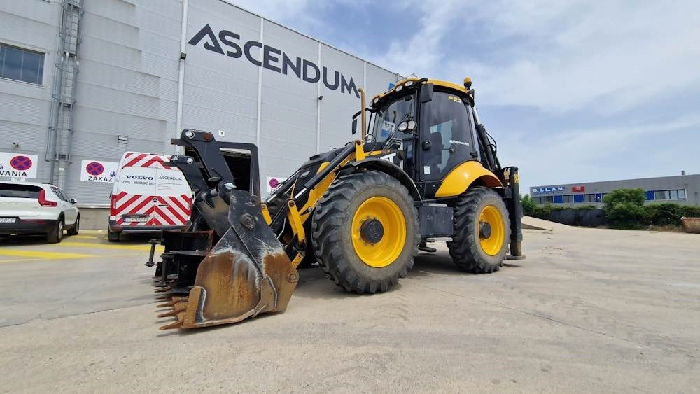 MST M644 PLUS - Багер-товарач: снимка 4 MST M644 PLUS - Багер-товарач: снимка 4