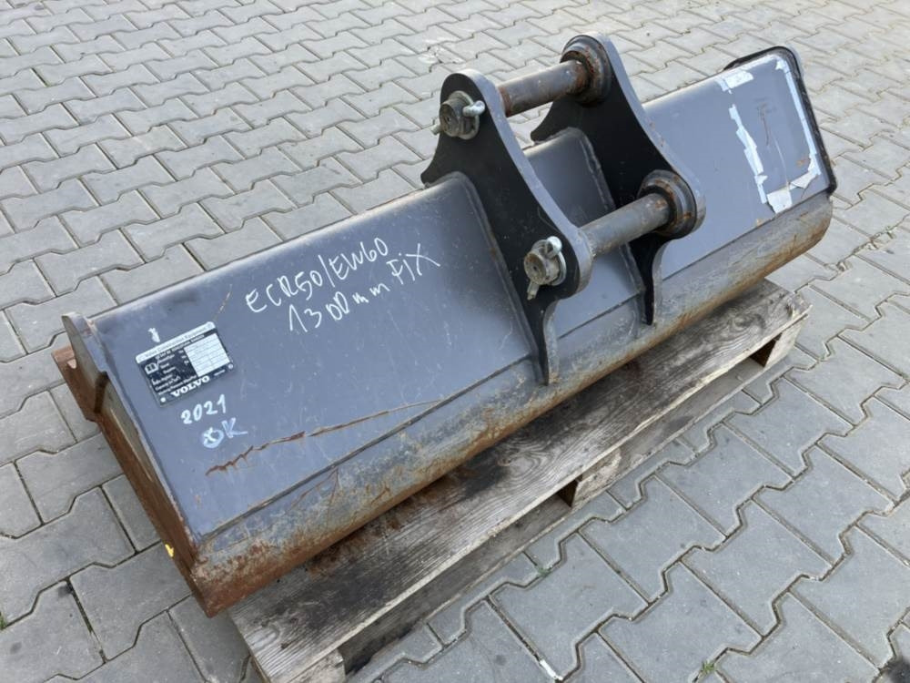 Volvo Böschungslöffel starr - Багер-товарач: снимка 2 Volvo Böschungslöffel starr - Багер-товарач: снимка 2