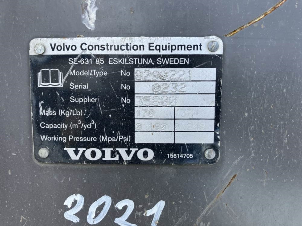 Volvo Böschungslöffel starr - Багер-товарач: снимка 4 Volvo Böschungslöffel starr - Багер-товарач: снимка 4