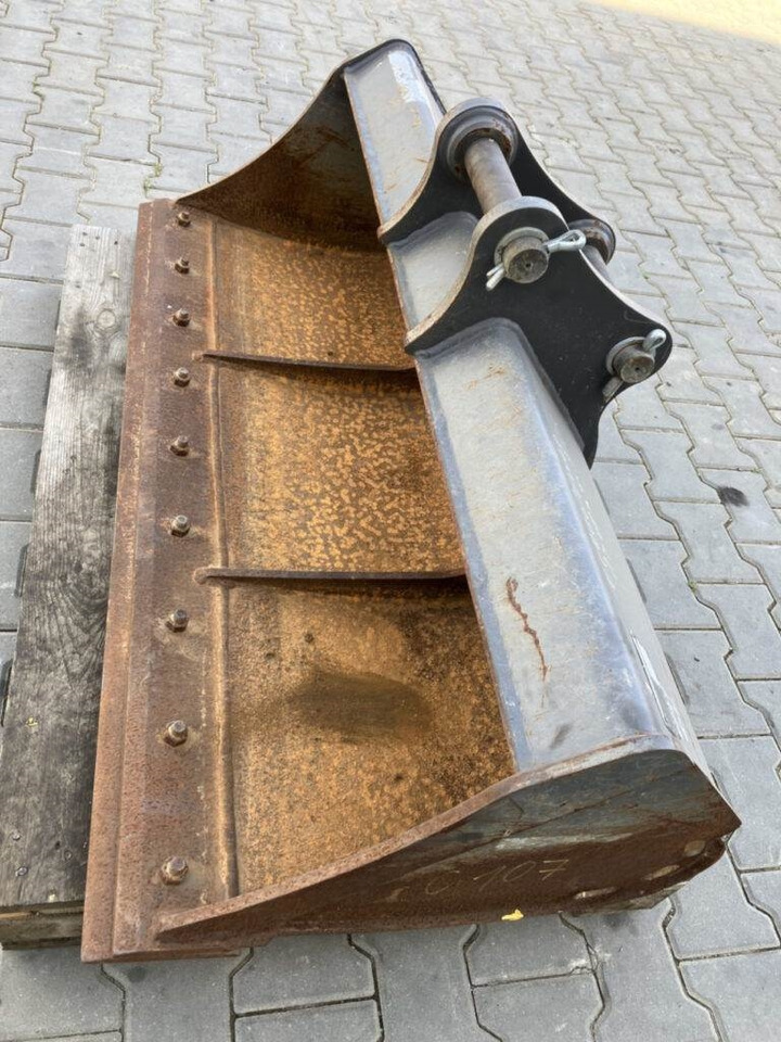 Volvo Böschungslöffel starr - Багер-товарач: снимка 3 Volvo Böschungslöffel starr - Багер-товарач: снимка 3