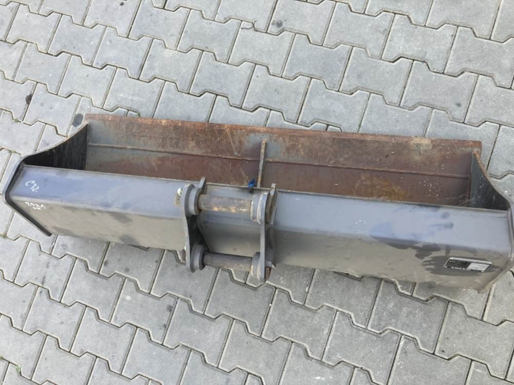 Volvo Böschungslöffel starr - Festanbau - Багер-товарач: снимка 2 Volvo Böschungslöffel starr - Festanbau - Багер-товарач: снимка 2