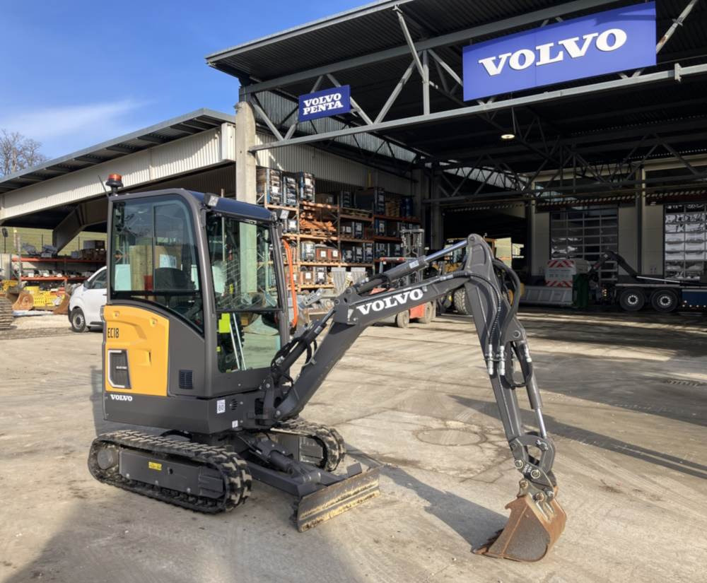 Volvo EC18E Electric - Мини багер: снимка 1 Volvo EC18E Electric - Мини багер: снимка 1