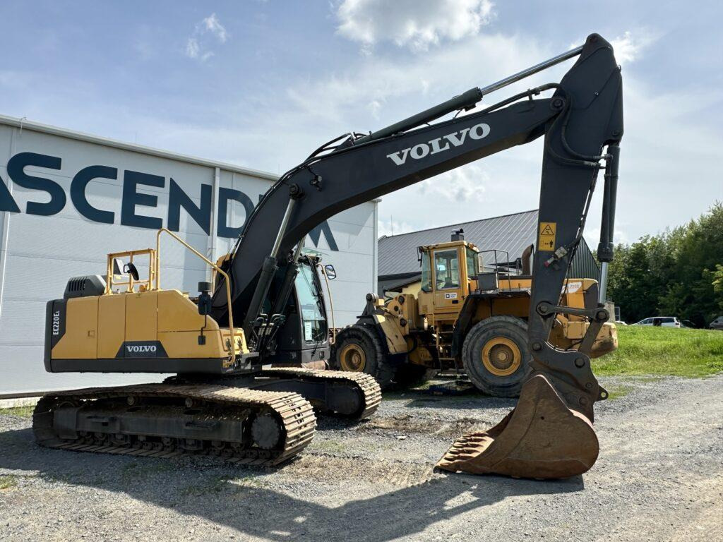 Volvo EC220EL - Верижен багер: снимка 1 Volvo EC220EL - Верижен багер: снимка 1