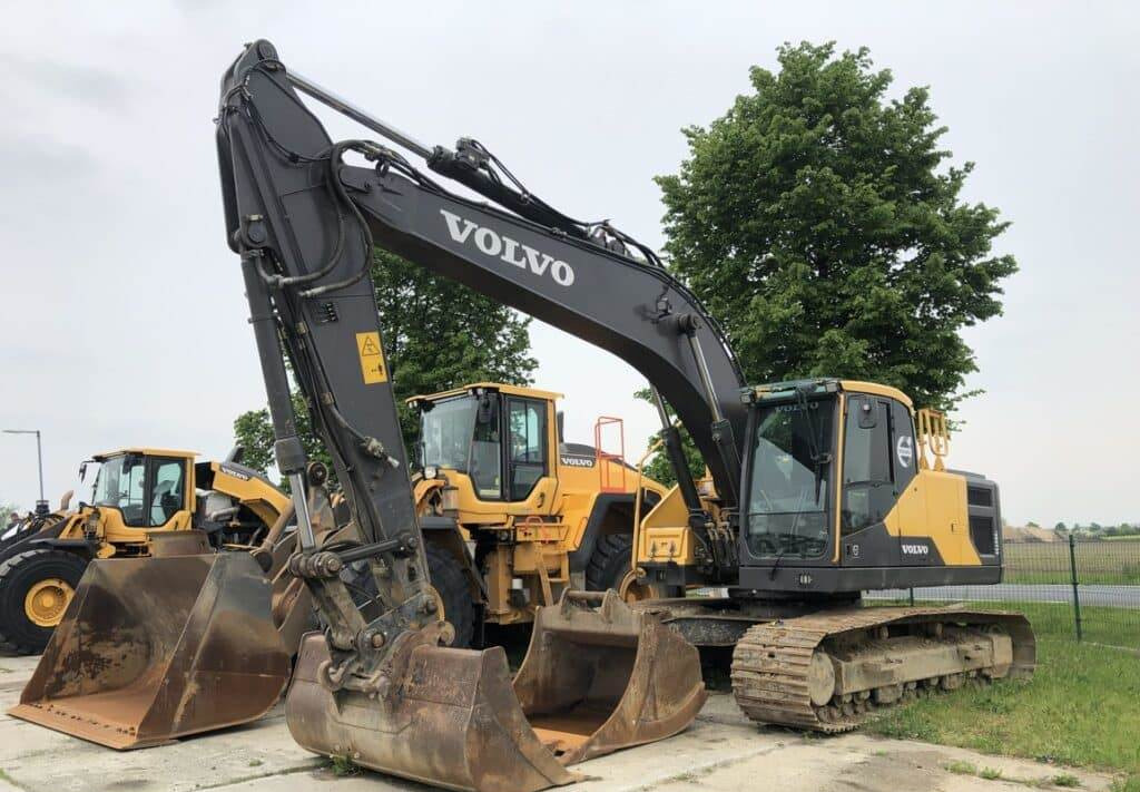 Volvo EC220EL - Верижен багер: снимка 1 Volvo EC220EL - Верижен багер: снимка 1