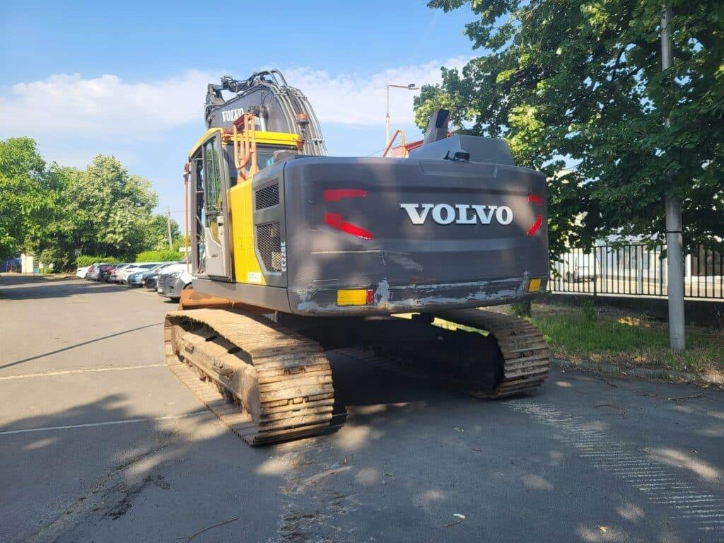 Volvo EC220EL - Верижен багер: снимка 3 Volvo EC220EL - Верижен багер: снимка 3