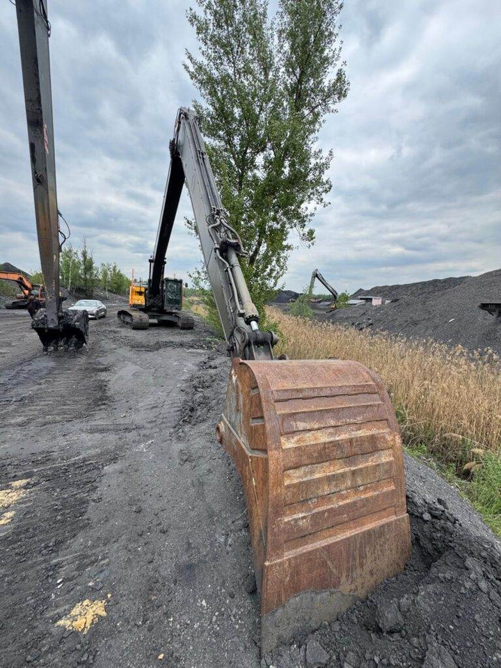 Volvo EC250ELR - Верижен багер: снимка 4 Volvo EC250ELR - Верижен багер: снимка 4