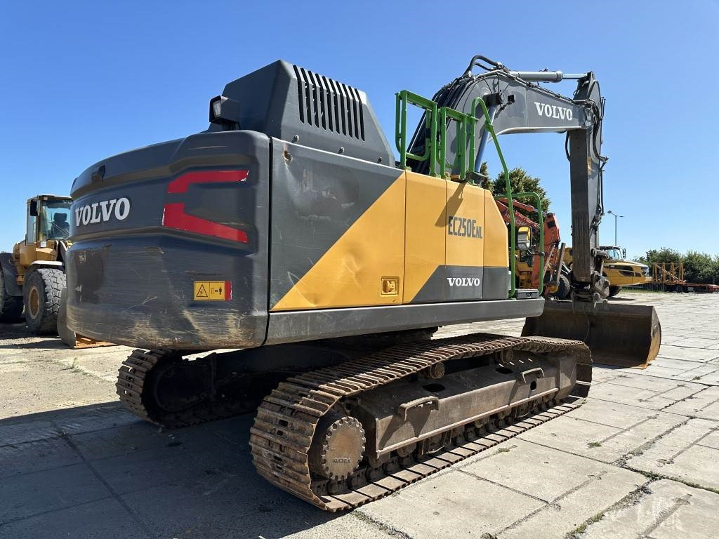 Volvo EC250ENL - Верижен багер: снимка 3 Volvo EC250ENL - Верижен багер: снимка 3