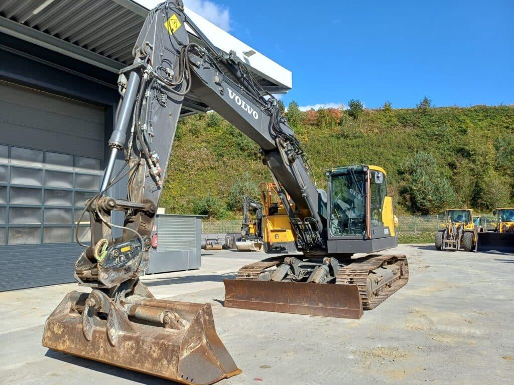 Volvo ECR235EL - Верижен багер: снимка 4 Volvo ECR235EL - Верижен багер: снимка 4