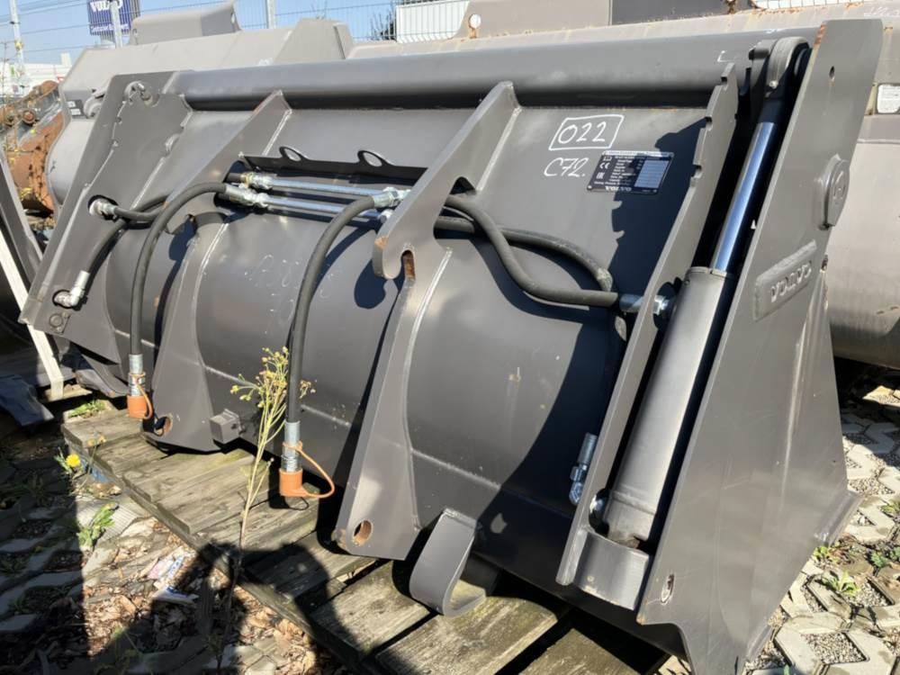 Volvo Klappschaufel mit Messer -P Aufnahme - Кофа: снимка 2 Volvo Klappschaufel mit Messer -P Aufnahme - Кофа: снимка 2