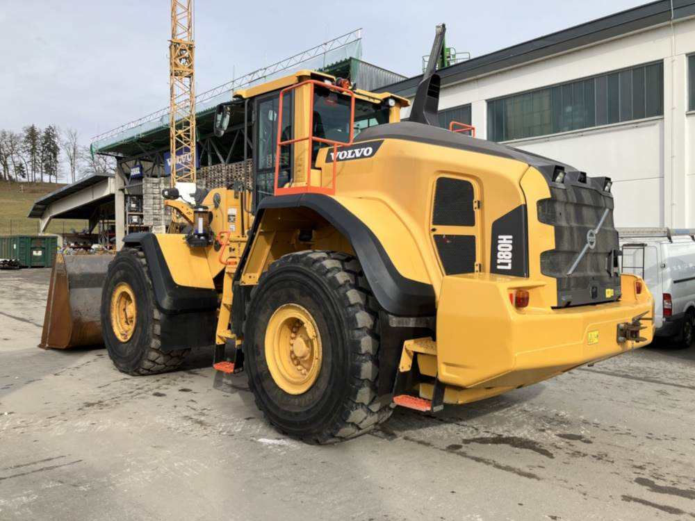 Volvo L180H - Колесен товарач: снимка 3 Volvo L180H - Колесен товарач: снимка 3