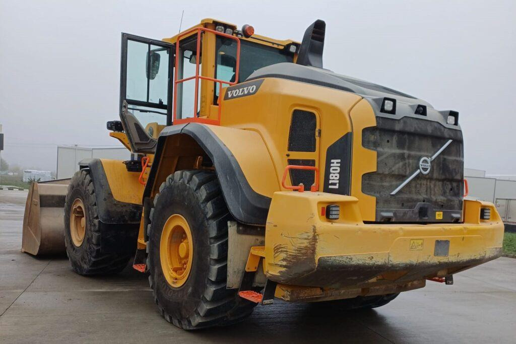 Volvo L180H - Колесен товарач: снимка 2 Volvo L180H - Колесен товарач: снимка 2