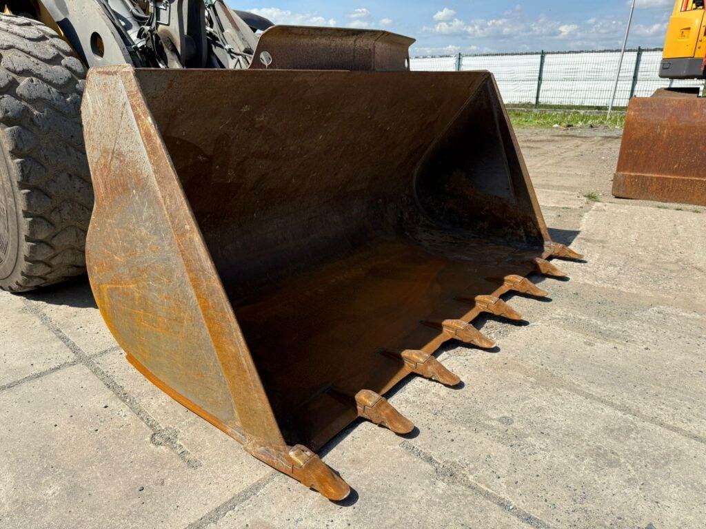 Колесен товарач Volvo L60H: снимка 21