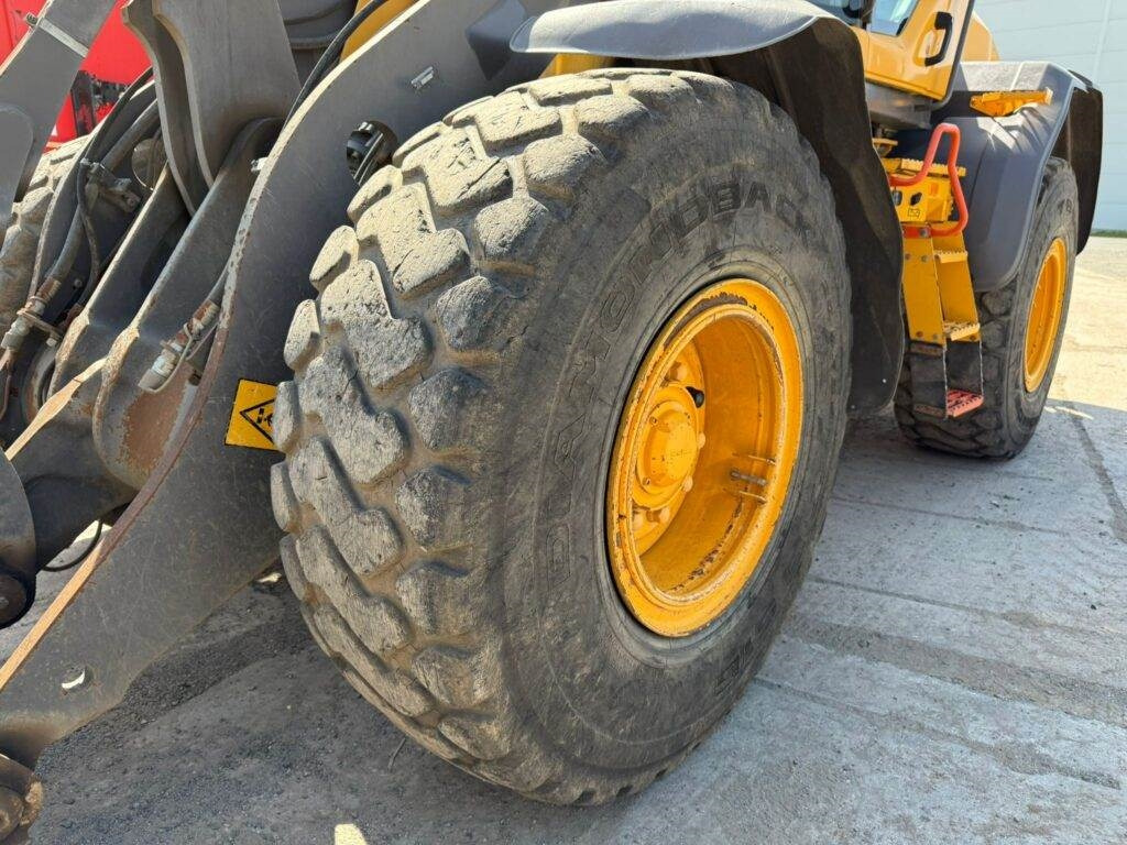 Колесен товарач Volvo L60H: снимка 18