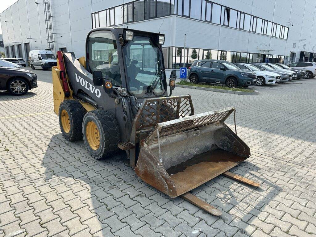 Volvo MC70C - Мини челен товарач: снимка 1 Volvo MC70C - Мини челен товарач: снимка 1