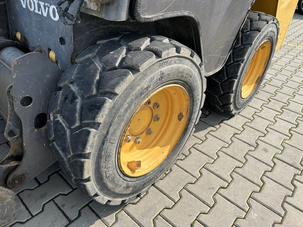 Мини челен товарач Volvo MC70C: снимка 7