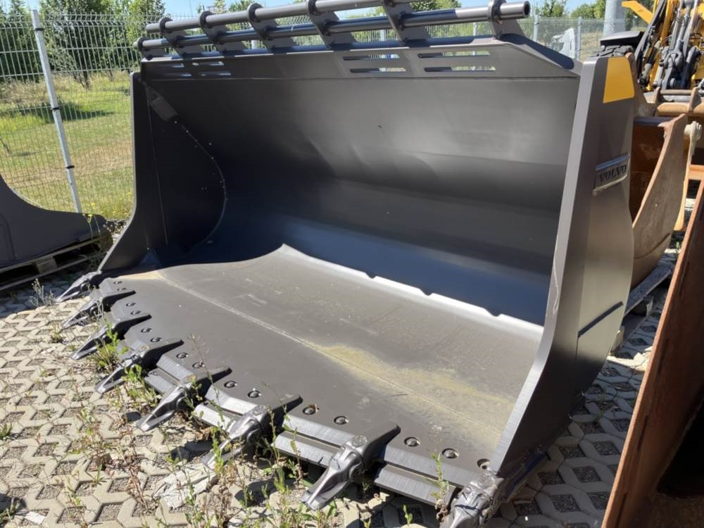 Volvo Schaufel mit Zähnen - Кофа: снимка 4 Volvo Schaufel mit Zähnen - Кофа: снимка 4