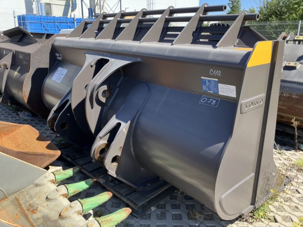 Volvo Schaufel mit Zähnen - Кофа: снимка 3 Volvo Schaufel mit Zähnen - Кофа: снимка 3