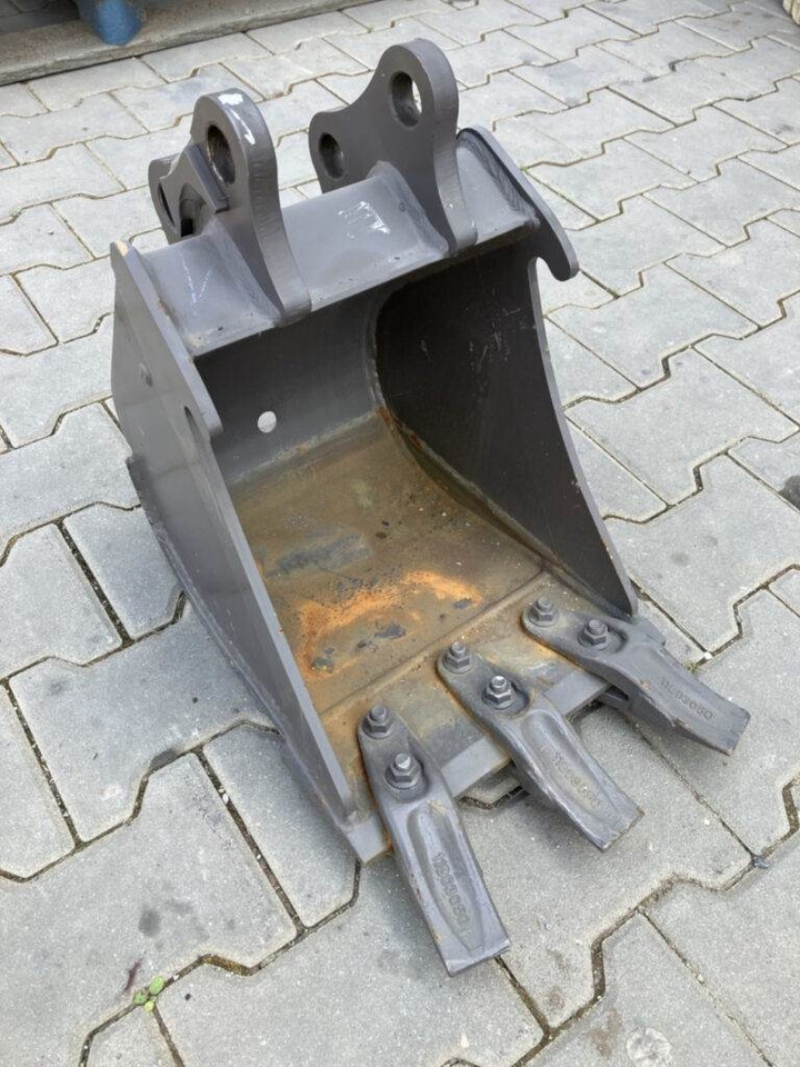 Volvo Tieflöffel mit Zähnen - Festanbau - Багер-товарач: снимка 1 Volvo Tieflöffel mit Zähnen - Festanbau - Багер-товарач: снимка 1