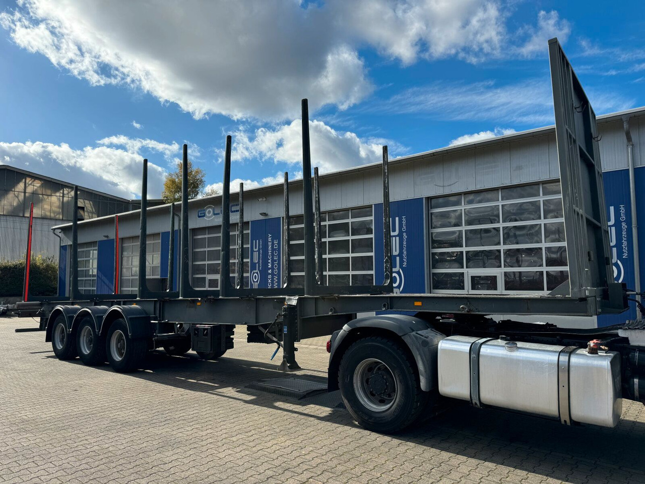 BLUMHARDT SAL.40.24 Holztransporter 3 Achse - Полуремарке за дърва: снимка 1 BLUMHARDT SAL.40.24 Holztransporter 3 Achse - Полуремарке за дърва: снимка 1
