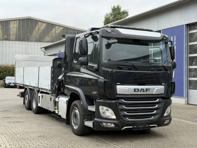 DAF CF 450 FAN 6x2 Pritsche mit Kran HIAB 188 E-6 - Камион с кран: снимка 1 DAF CF 450 FAN 6x2 Pritsche mit Kran HIAB 188 E-6 - Камион с кран: снимка 1