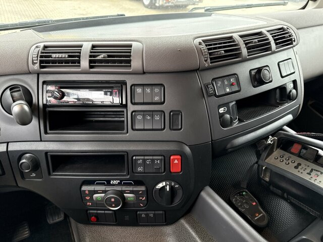 DAF CF 450 FAN 6x2 Pritsche mit Kran HIAB 188 E-6 - Камион с кран: снимка 3 DAF CF 450 FAN 6x2 Pritsche mit Kran HIAB 188 E-6 - Камион с кран: снимка 3