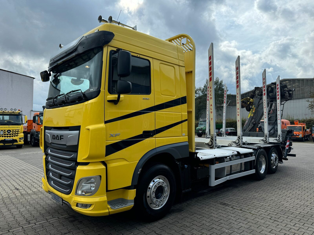 DAF XF 530 6x2 Holztransport Kran PENZ 15Z9.50 *Anh. - Камион за дърва, Камион с кран: снимка 3 DAF XF 530 6x2 Holztransport Kran PENZ 15Z9.50 *Anh. - Камион за дърва, Камион с кран: снимка 3