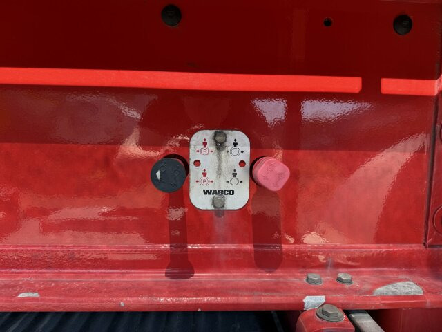 Feldbinder KIP 60.3 Silo 60.000 L 3 Achse ADR - Цистерна за насипни товари: снимка 4 Feldbinder KIP 60.3 Silo 60.000 L 3 Achse ADR - Цистерна за насипни товари: снимка 4