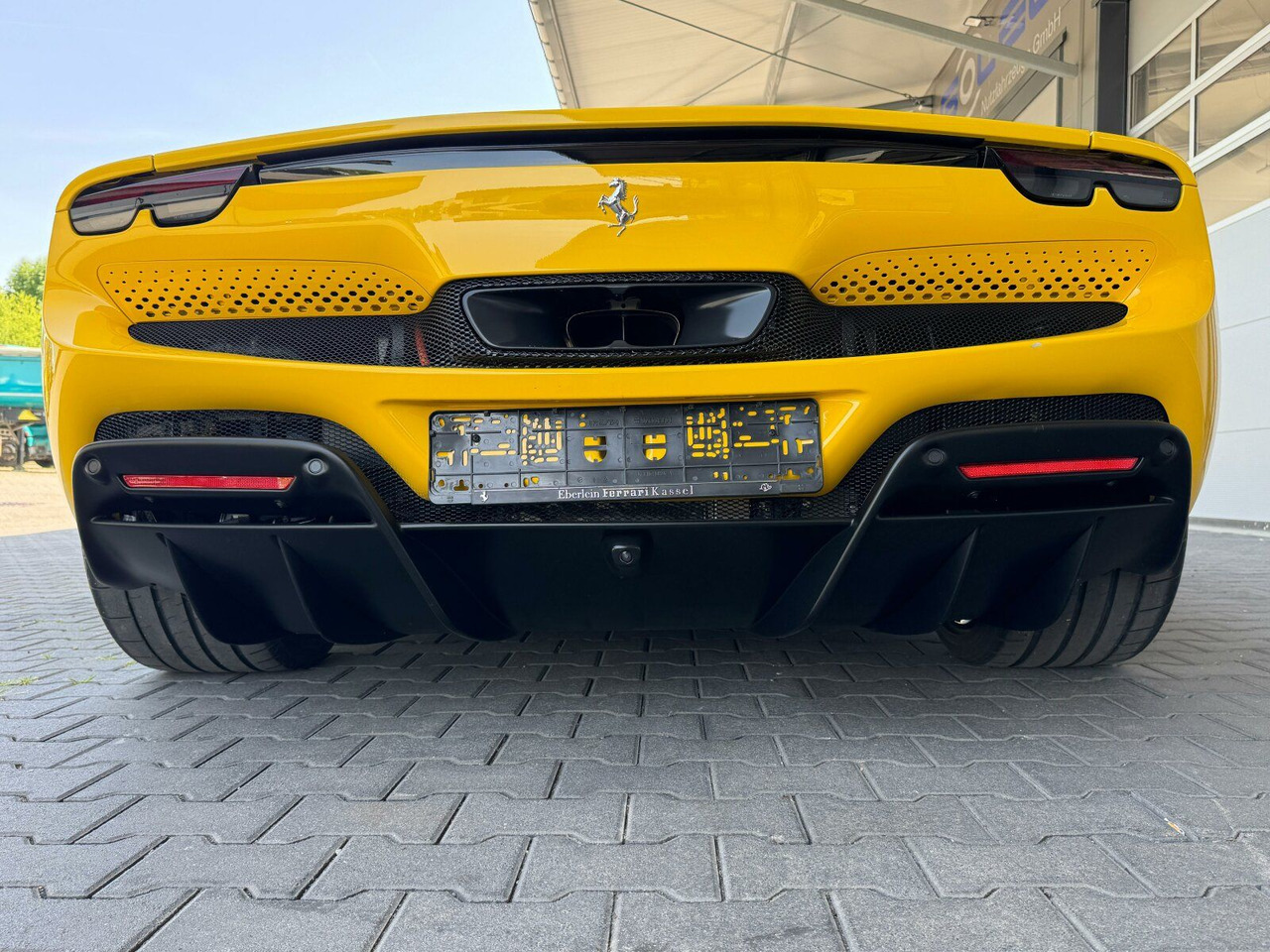 Ferrari 296 GTB Coupe - Лек автомобил: снимка 4 Ferrari 296 GTB Coupe - Лек автомобил: снимка 4
