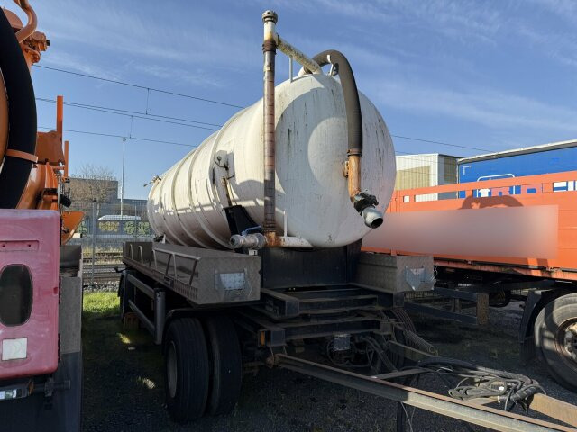 Hüffermann HSD181D Tankanhänger für nicht GGVS Güter - Ремарке цистерна: снимка 1 Hüffermann HSD181D Tankanhänger für nicht GGVS Güter - Ремарке цистерна: снимка 1