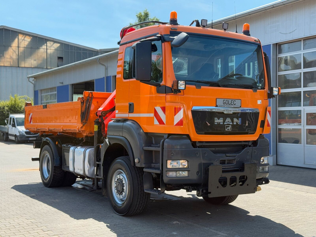MAN TGA 18.360 4x4 Kipper Kran PALFINGER Winterd. - Камион с кран: снимка 1 MAN TGA 18.360 4x4 Kipper Kran PALFINGER Winterd. - Камион с кран: снимка 1