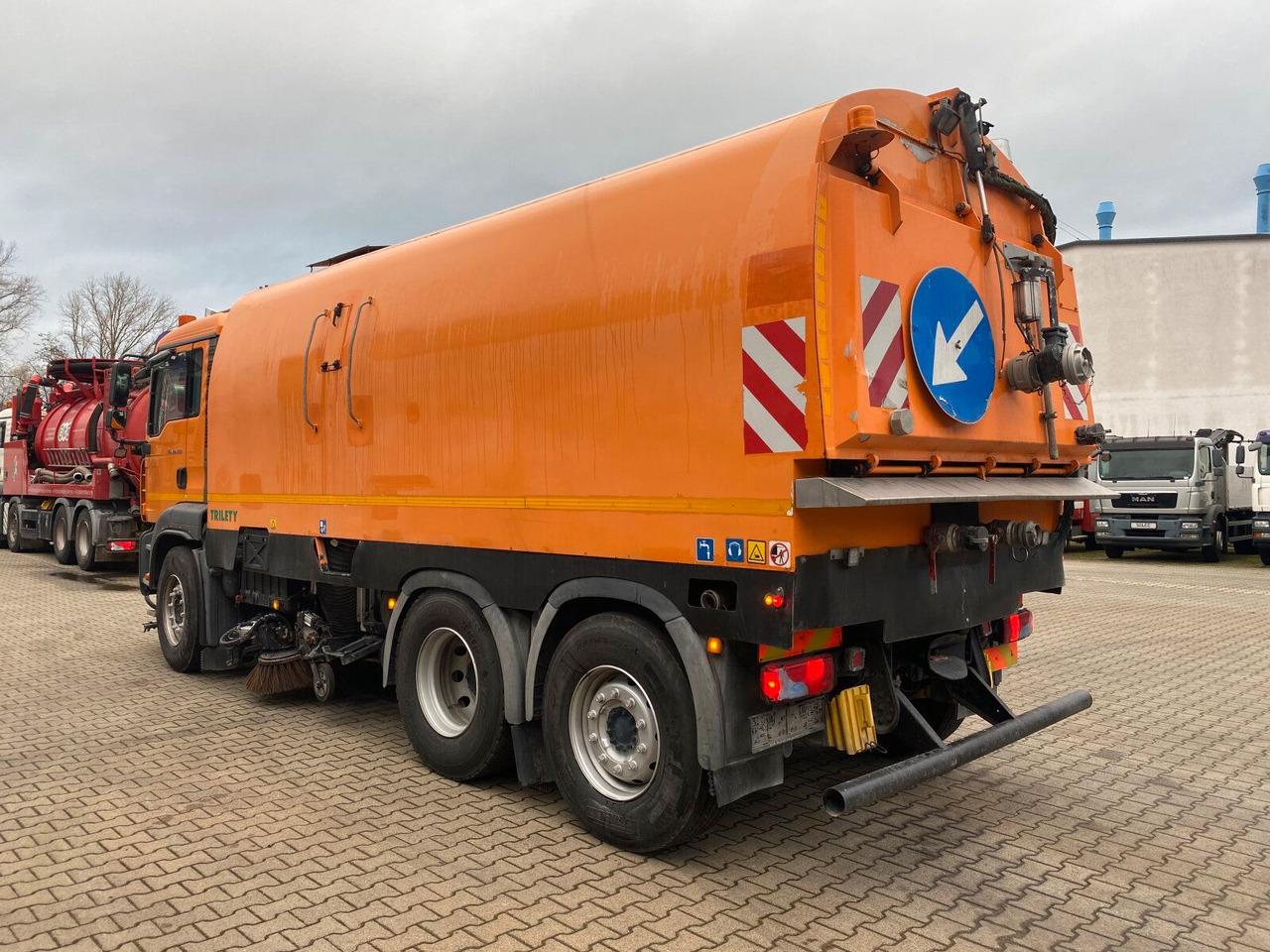 MAN TGA 26.430 6x2-2 LL - Шаси кабина: снимка 5 MAN TGA 26.430 6x2-2 LL - Шаси кабина: снимка 5
