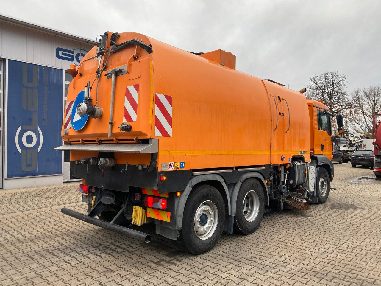MAN TGA 26.430 6x2-2 LL - Шаси кабина: снимка 3 MAN TGA 26.430 6x2-2 LL - Шаси кабина: снимка 3